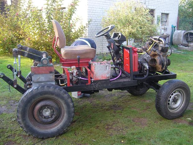 Maluch traktor