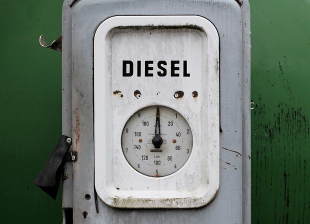 Skąd wiadomo, że diesel się kończy?